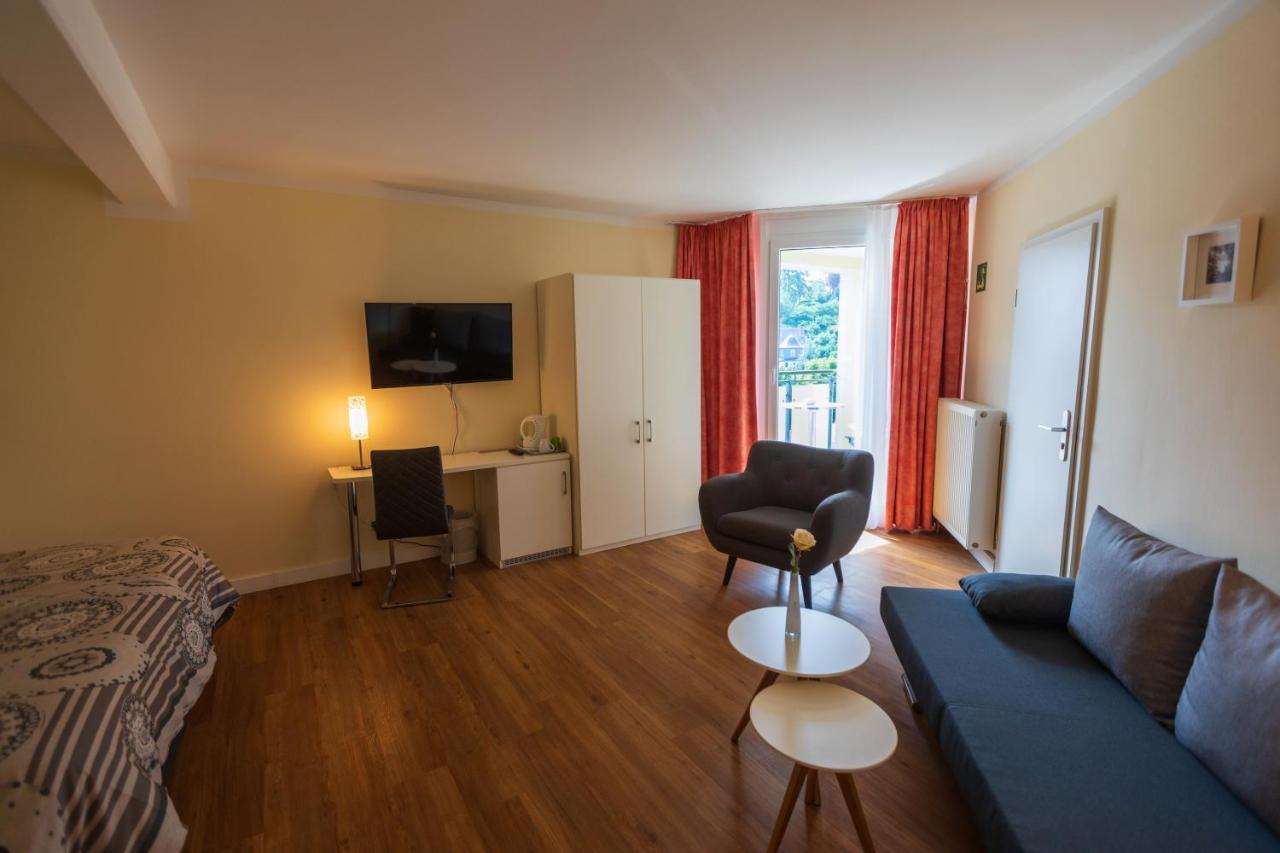 Landhotel Gillenfelder Hof Extérieur photo