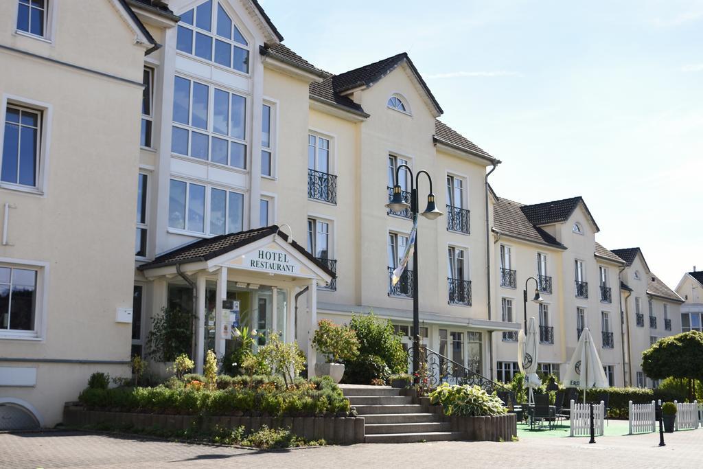 Landhotel Gillenfelder Hof Extérieur photo