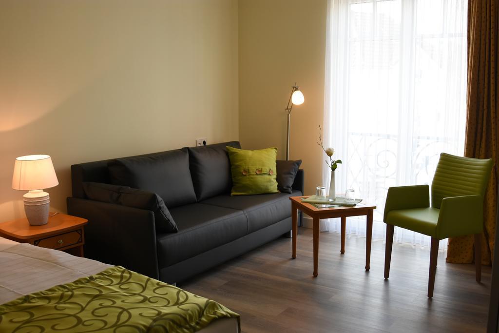 Landhotel Gillenfelder Hof Extérieur photo